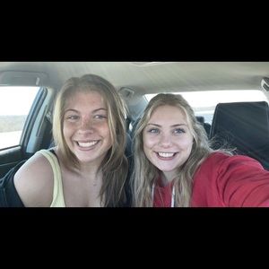 Meet your Posher, Jillian